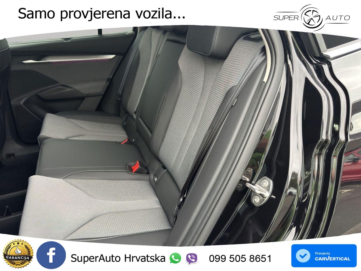 Škoda Enyaq 60 63 kWh (204 KS) Loft LED+GR SJED+ACC