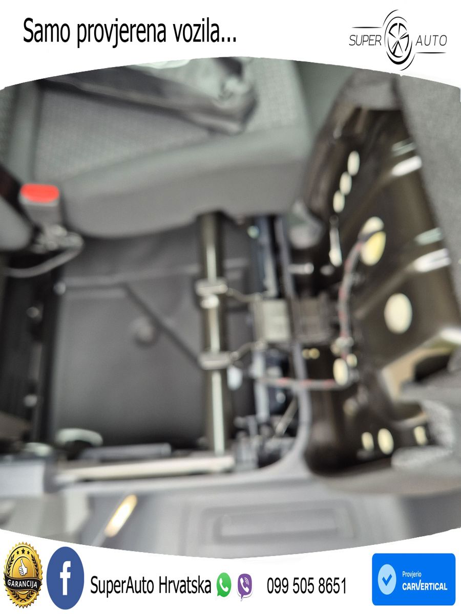 Ford Transit 150 KS