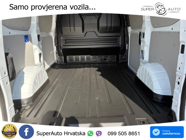 Ford Transit 150 KS