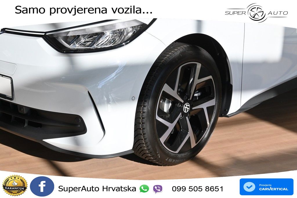 Volkswagen ID.3 Pure 55 kWh (170 KS) LED+GR SJED+ACC
