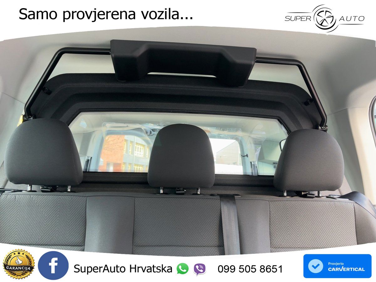 Ford Transit 150 KS
