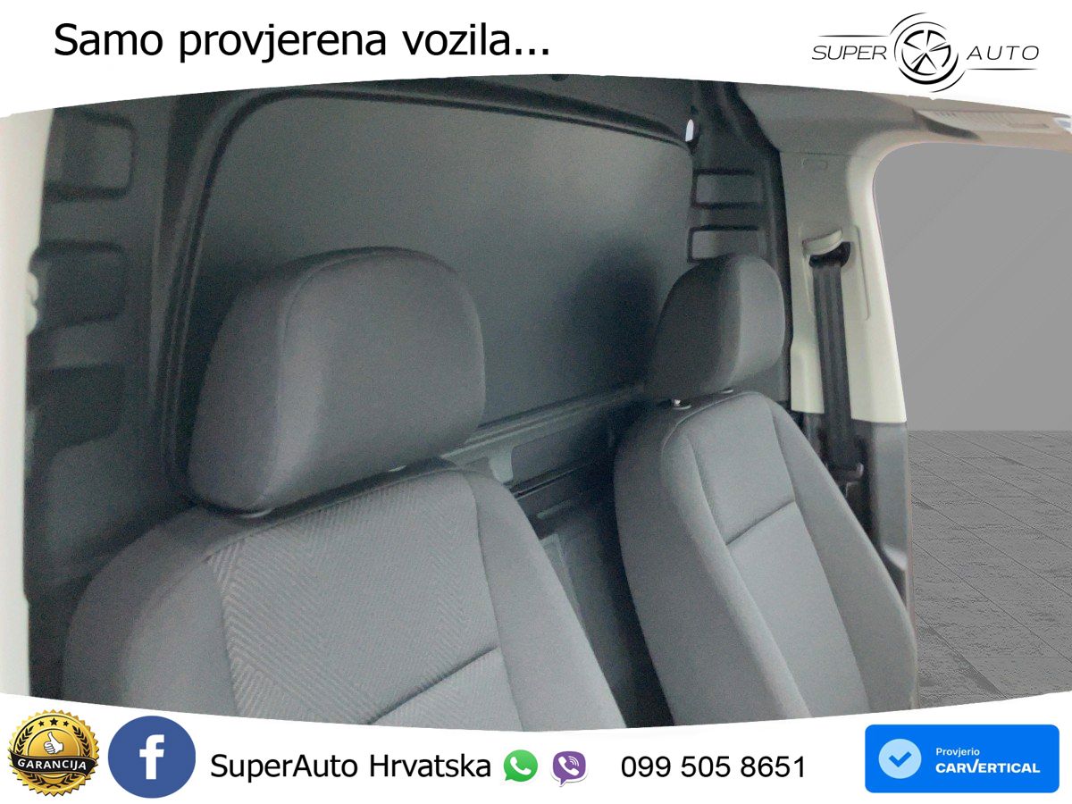 Ford Transit 150 KS