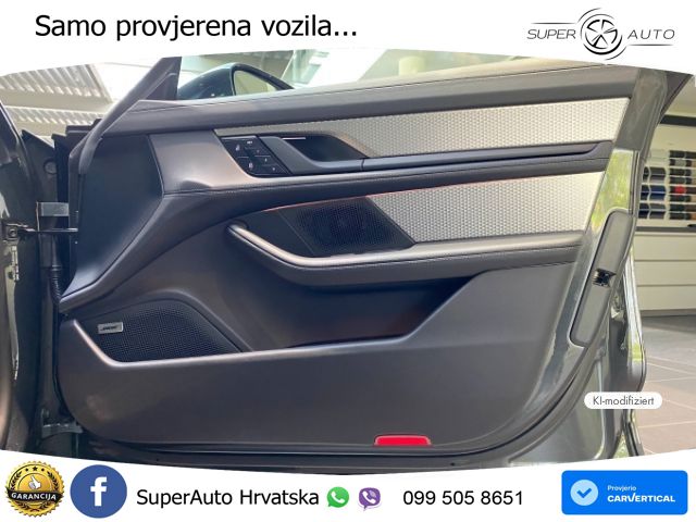 Porsche Taycan Sport Turismo 4S 105 kWh (598 KS)
