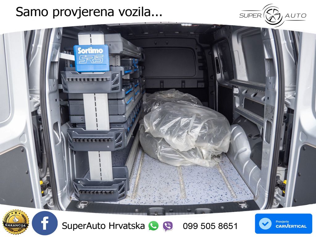 VW Caddy 122 KS LED+GR SJED+ACC