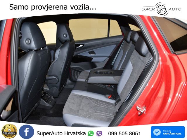 Volkswagen ID.5 Pure 55 kWh (170 KS) LED+GR SJED+ACC
