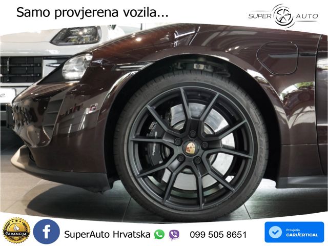 Porsche Taycan GTS Performance Plus 93.4 kWh (598 KS) LED+GR SJED+ACC