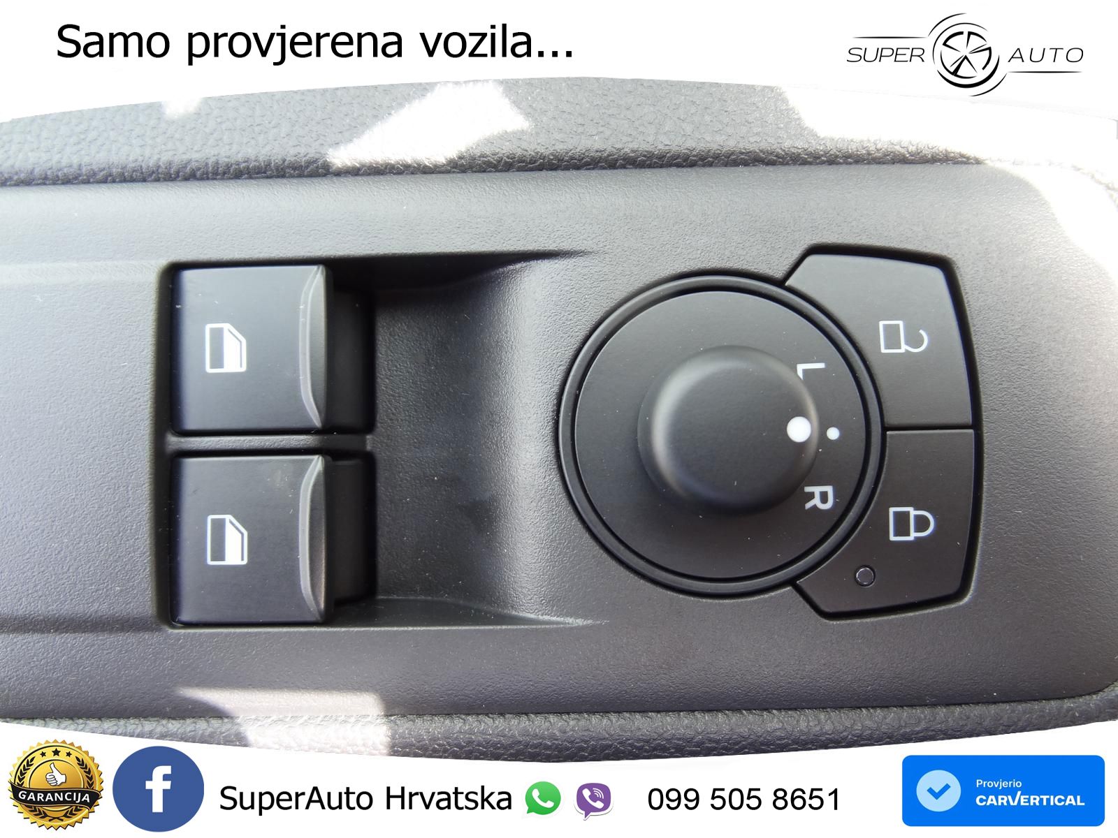 Ford Transit 150 KS
