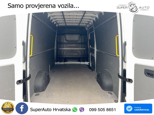 VW Crafter 177 KS