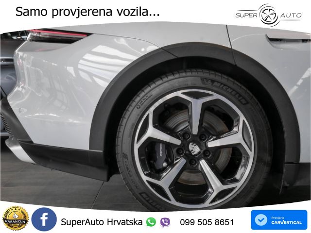Porsche Taycan Cross Turismo 4 105 kWh (435 KS)