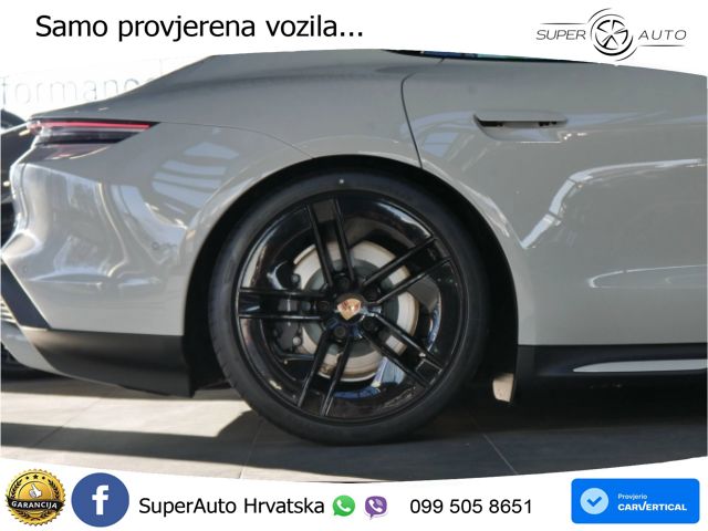 Porsche Taycan 105 kWh (435 KS)
