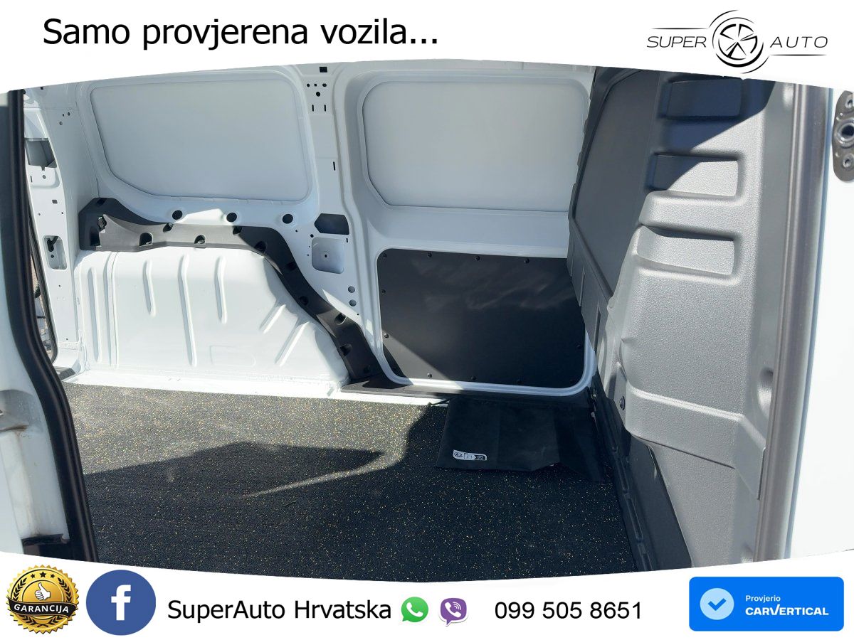 Ford Transit 150 KS
