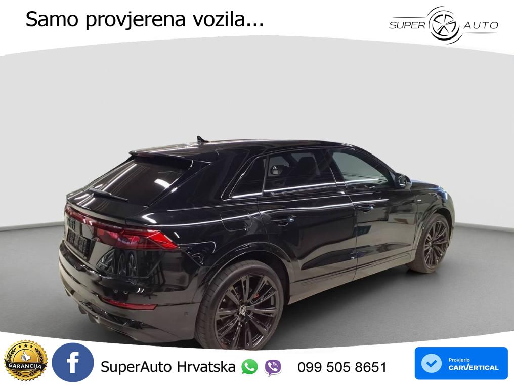 Audi Q8 60 TFSIe V6 (490 KS) quattro Tiptronic S line 489 KS LED+GR SJED+ACC