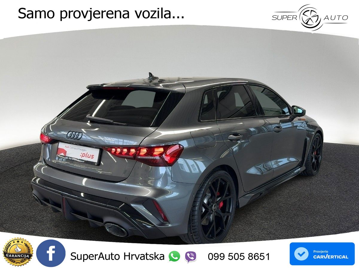 Audi RS3 Sedan 2.5 TFSI (400 KS) quattro S tronic LED+GR SJED+ACC