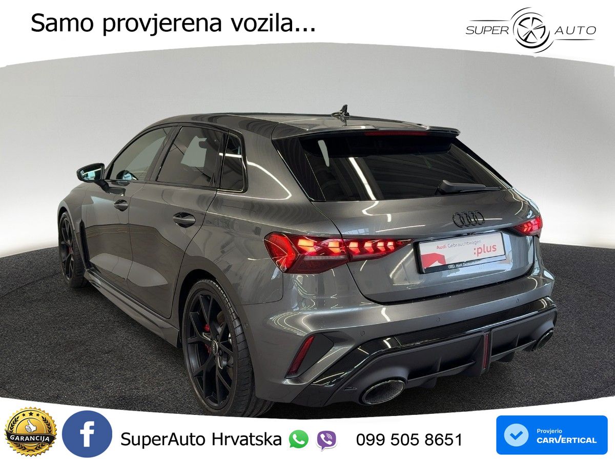 Audi RS3 Sedan 2.5 TFSI (400 KS) quattro S tronic LED+GR SJED+ACC