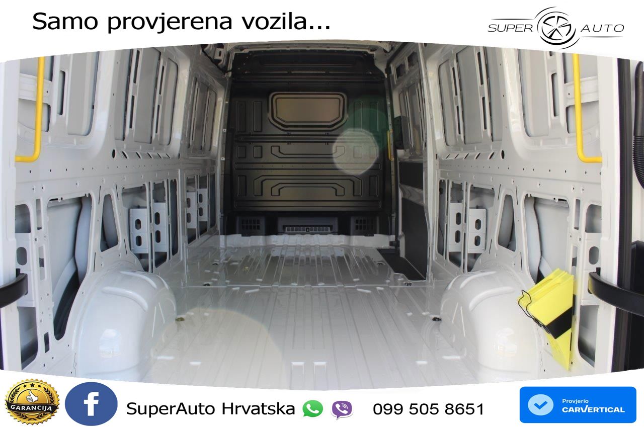 VW Crafter 177 KS