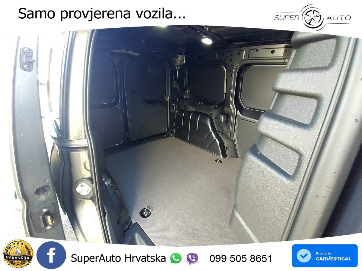 Ford Transit 150 KS