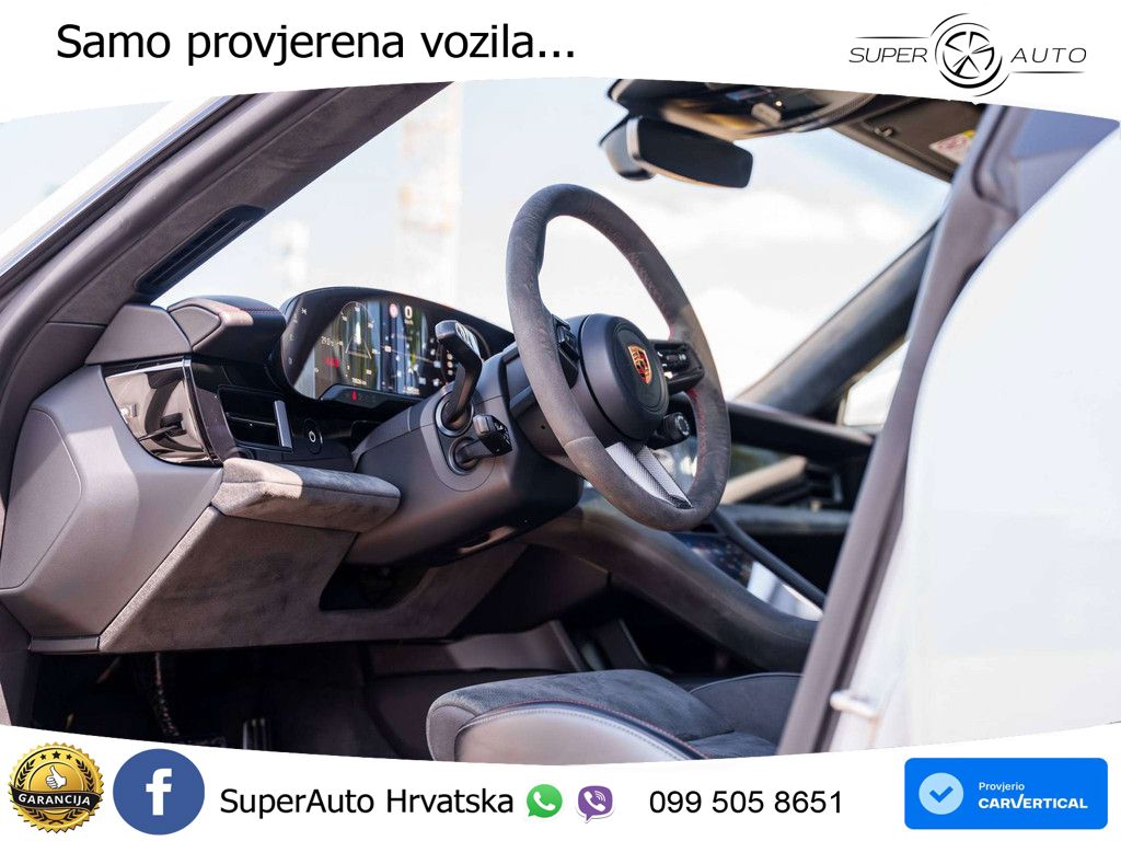 Porsche Taycan Sport Turismo GTS Performance Plus 93.4 kWh (598 KS)