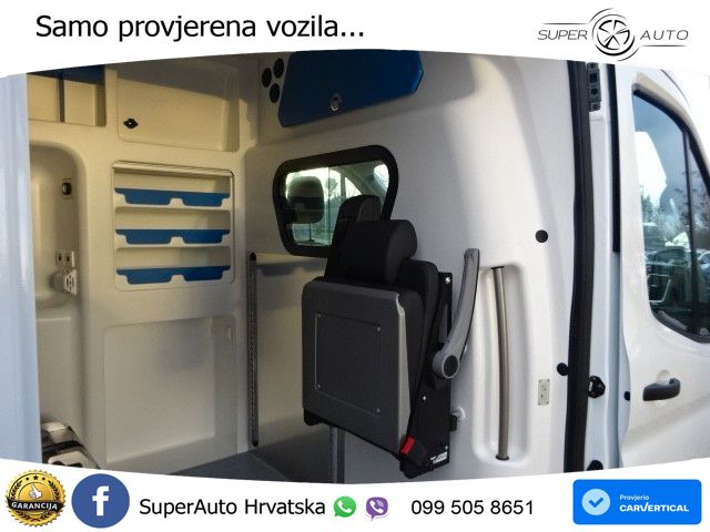 Ford Transit 150 KS