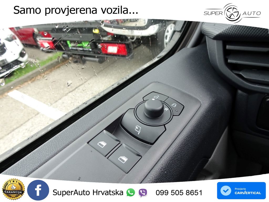 Ford Transit 150 KS