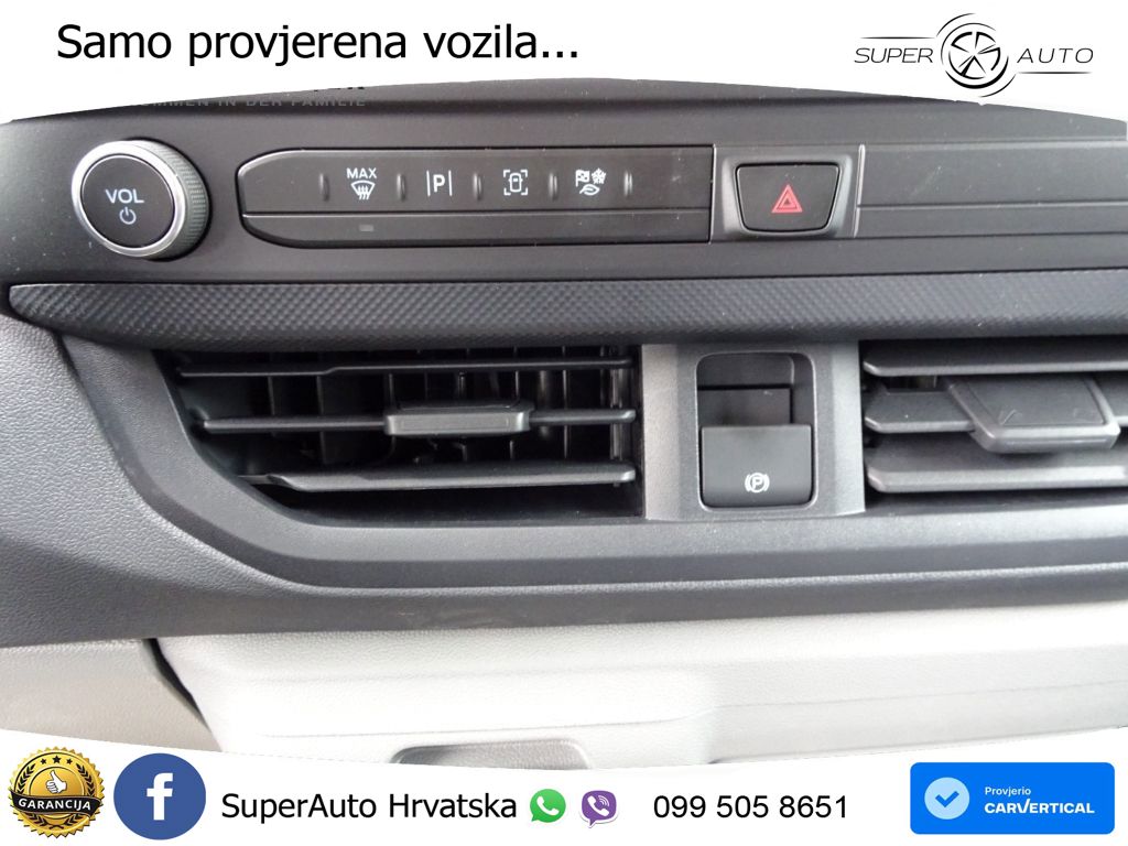 Ford Transit 150 KS