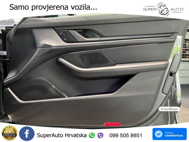 Porsche Taycan Cross Turismo 4 93.4 kWh (476 KS)