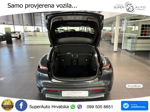 Porsche Taycan Cross Turismo 4 93.4 kWh (476 KS)