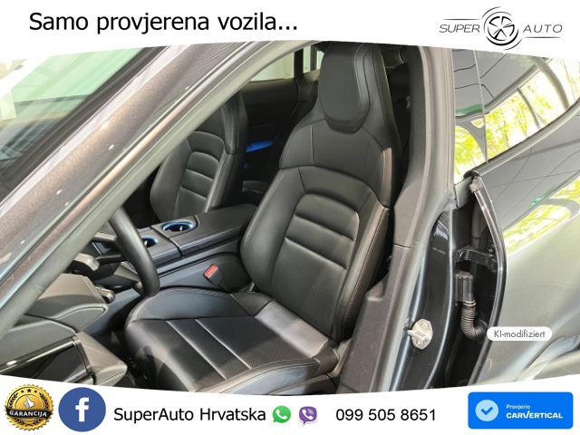Porsche Taycan Cross Turismo 4 93.4 kWh (476 KS)