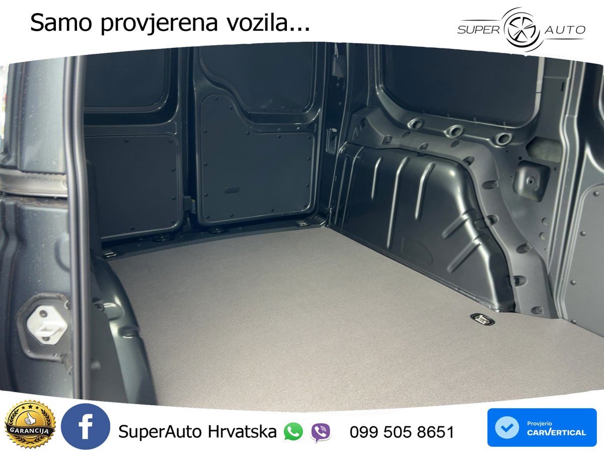 Ford Transit 150 KS