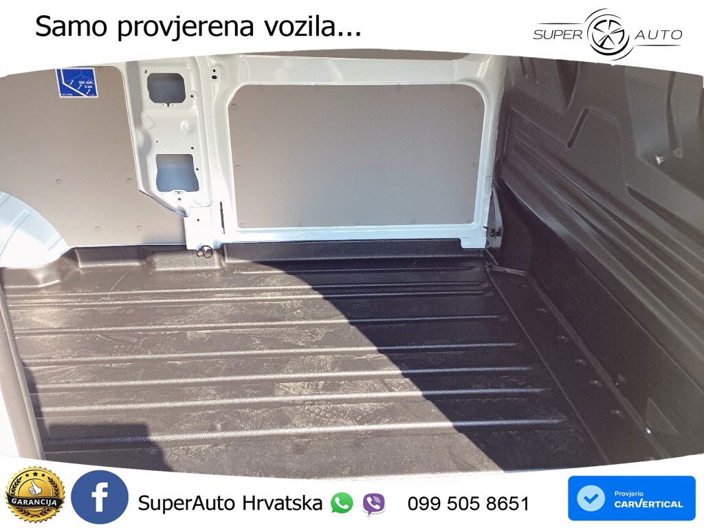 Ford Transit 150 KS