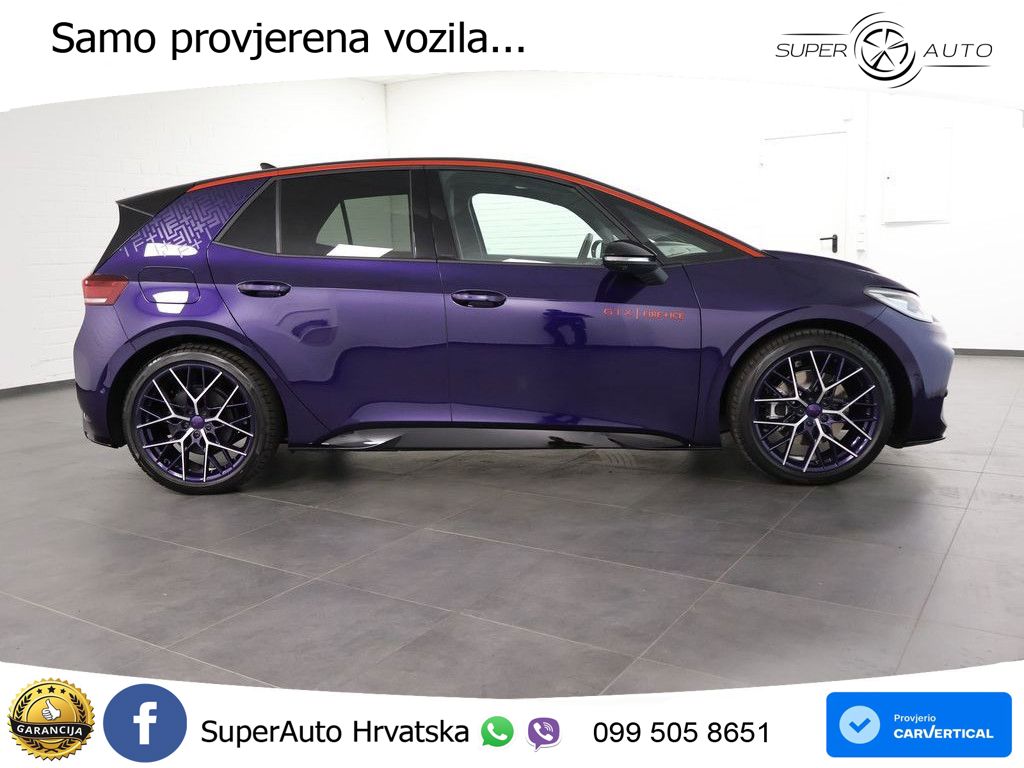 Volkswagen ID.3 GTX Performance 84 kWh (326 KS) LED+GR SJED+ACC