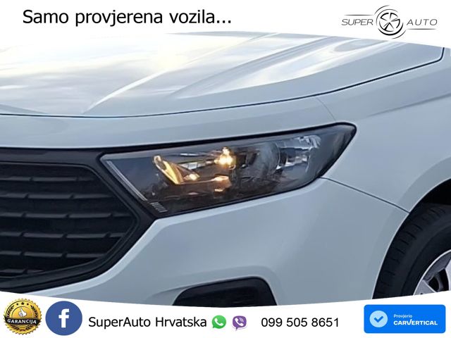 Ford Transit 150 KS