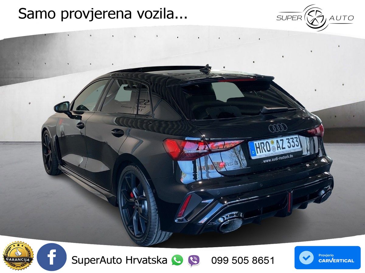 Audi RS3 Sedan 2.5 TFSI (400 KS) quattro S tronic LED+ACC