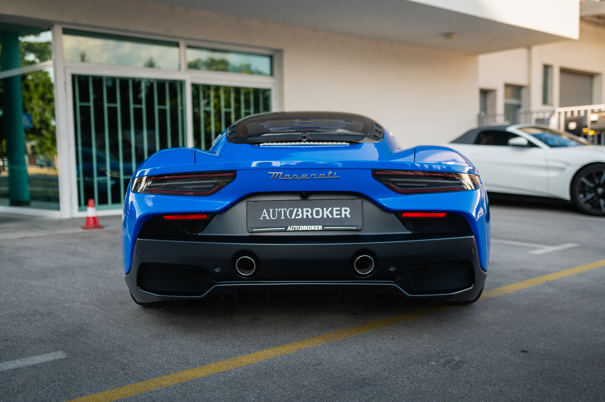 Maserati MC20 (Blu Infinito)