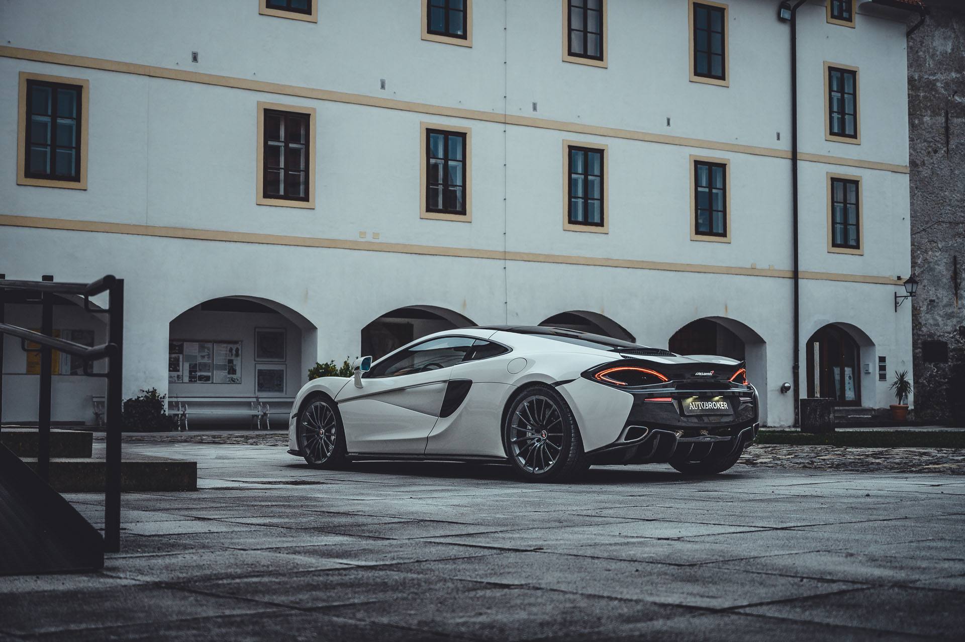 McLaren 570 GT