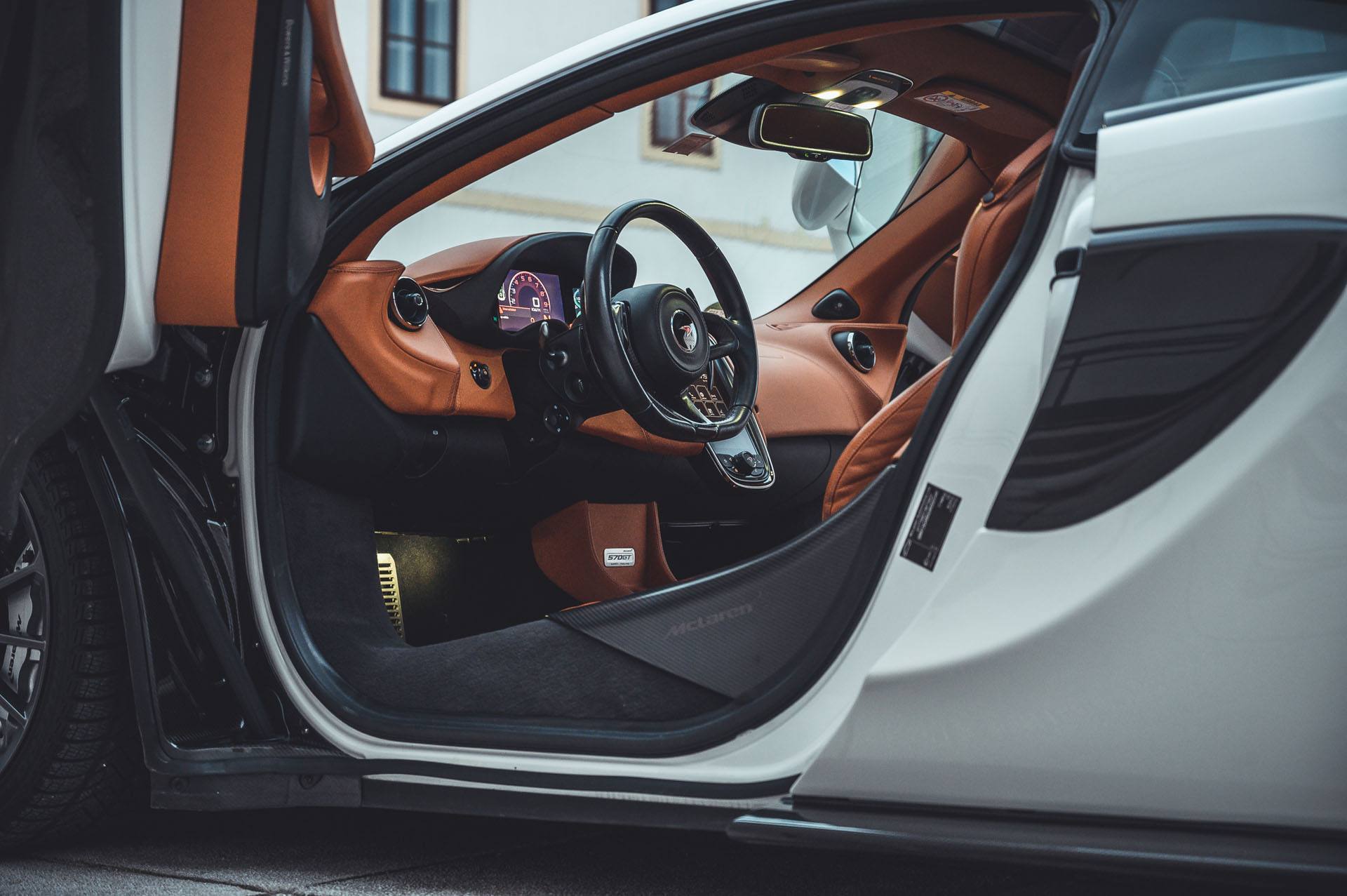 McLaren 570 GT