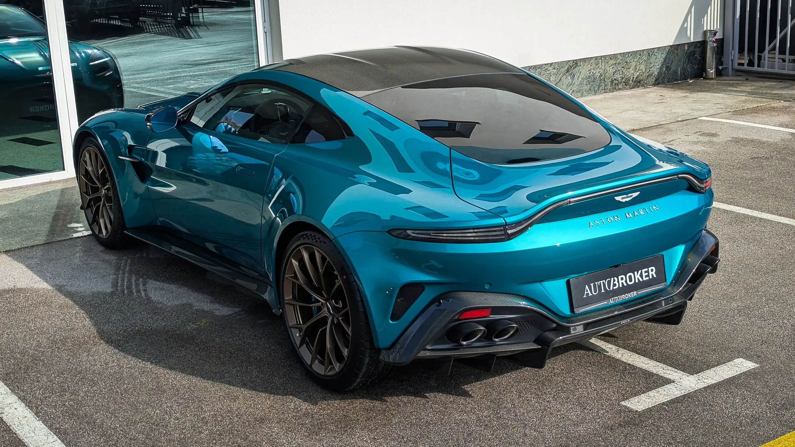 Aston Martin Vantage