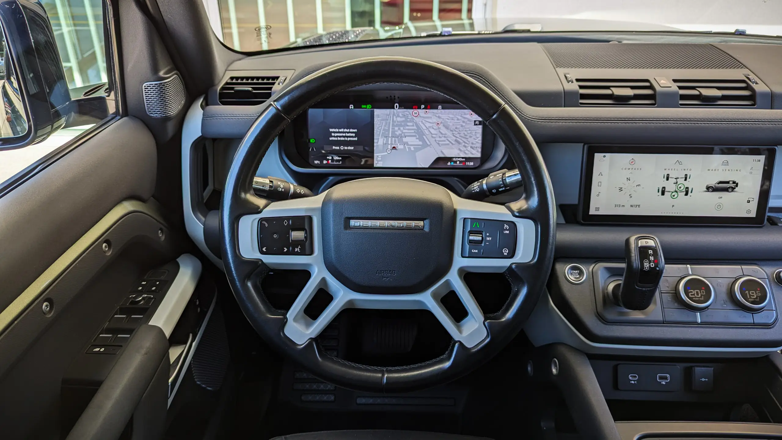 Land Rover Defender