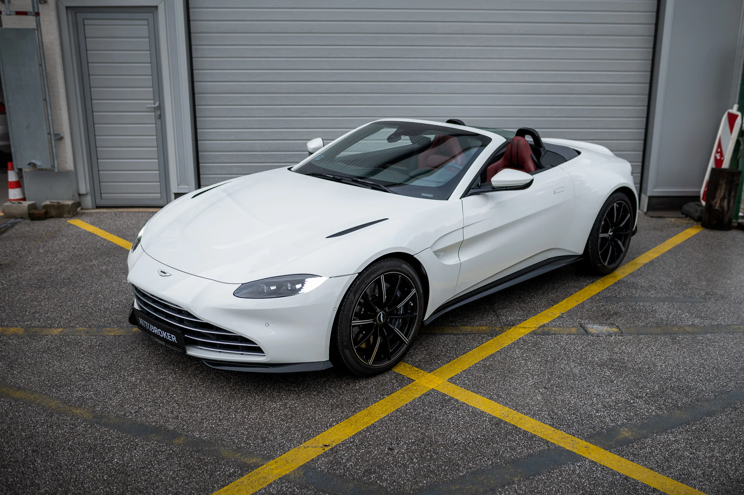 Aston Martin Vantage