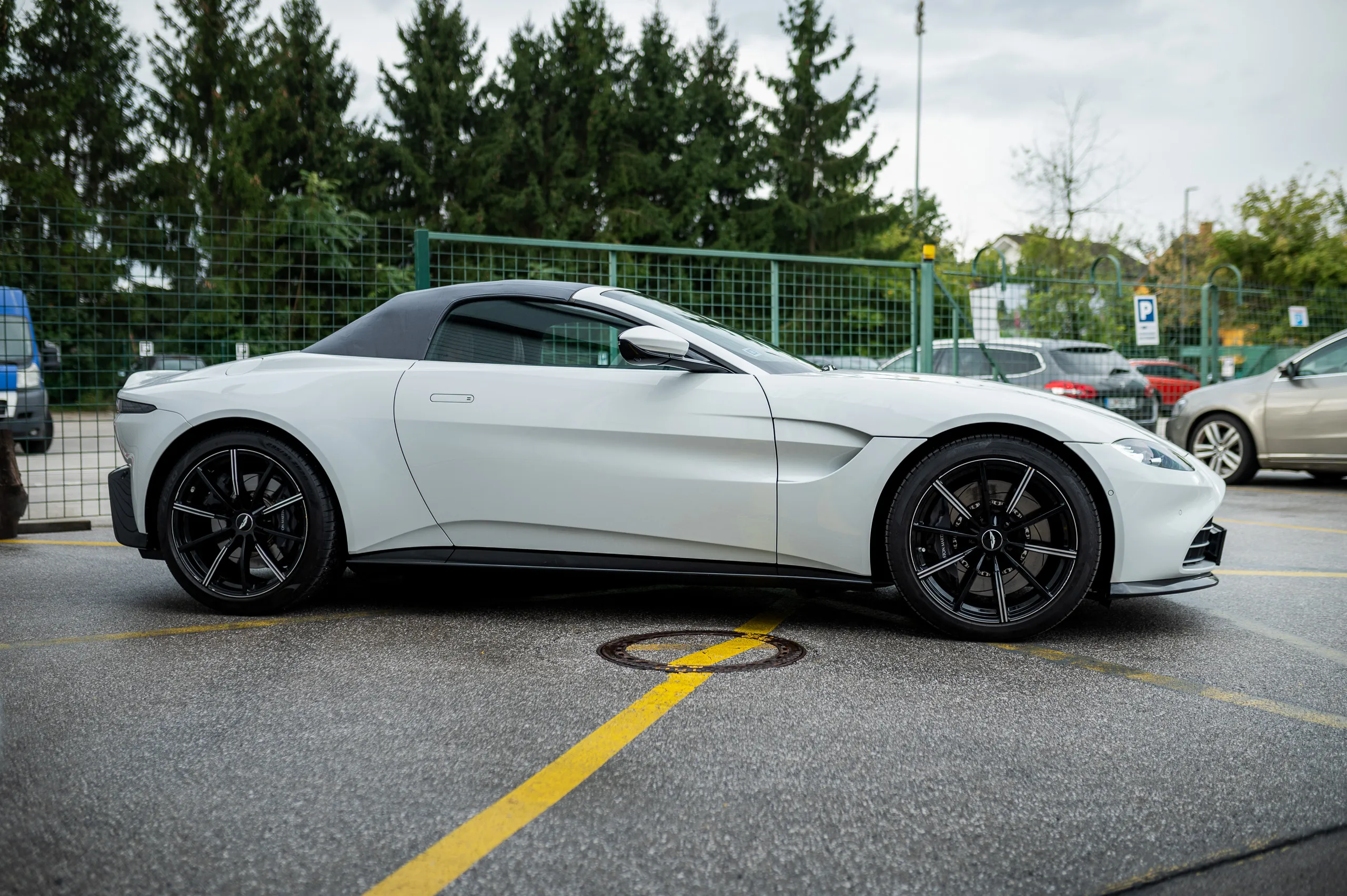 Aston Martin Vantage