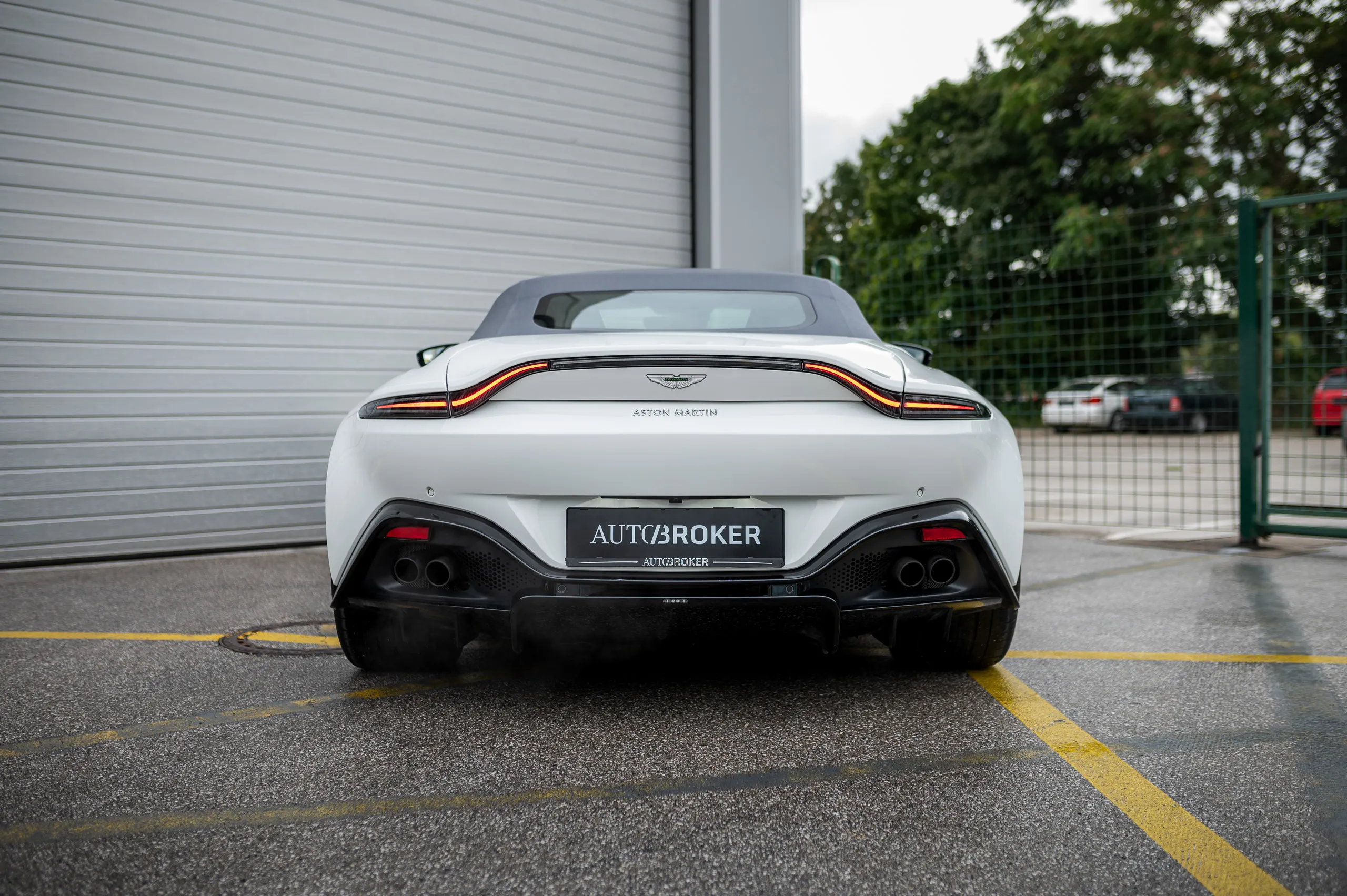 Aston Martin Vantage