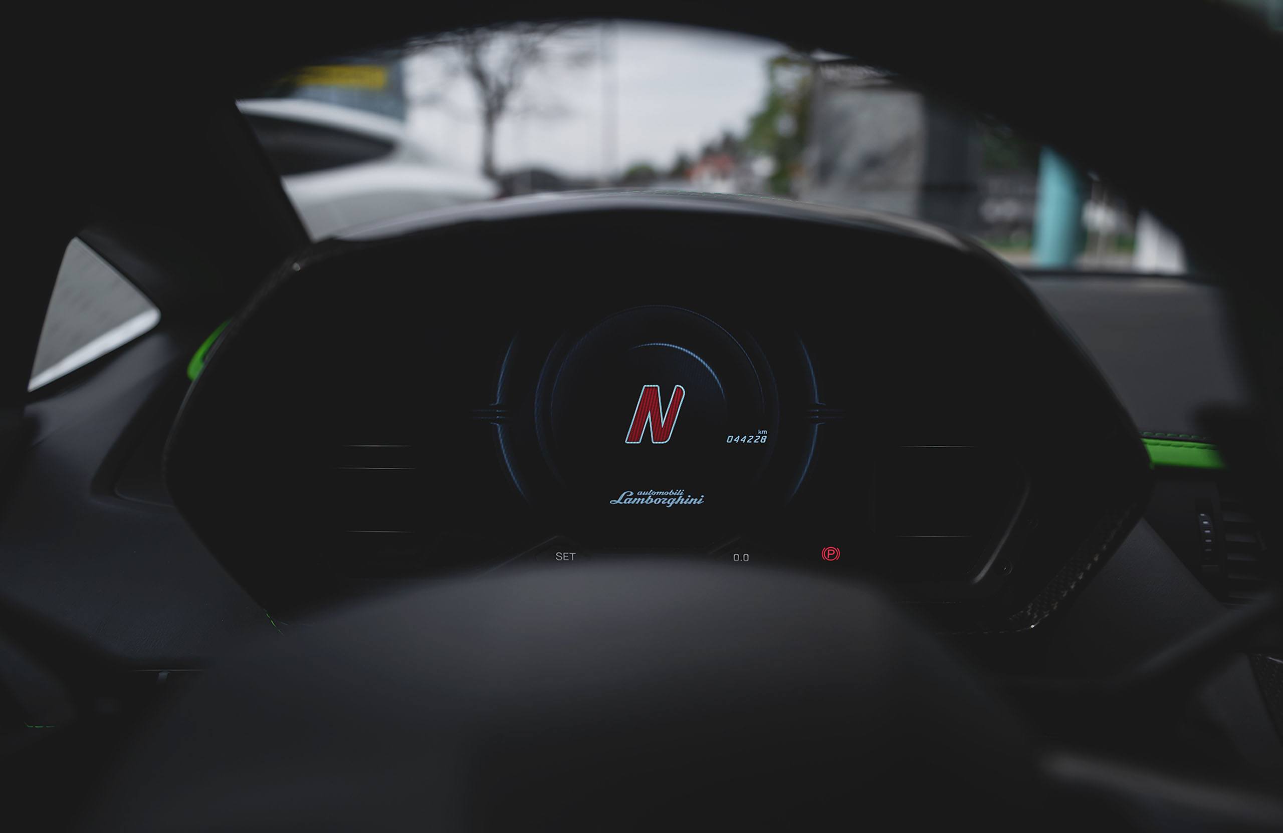 Lamborghini Aventador