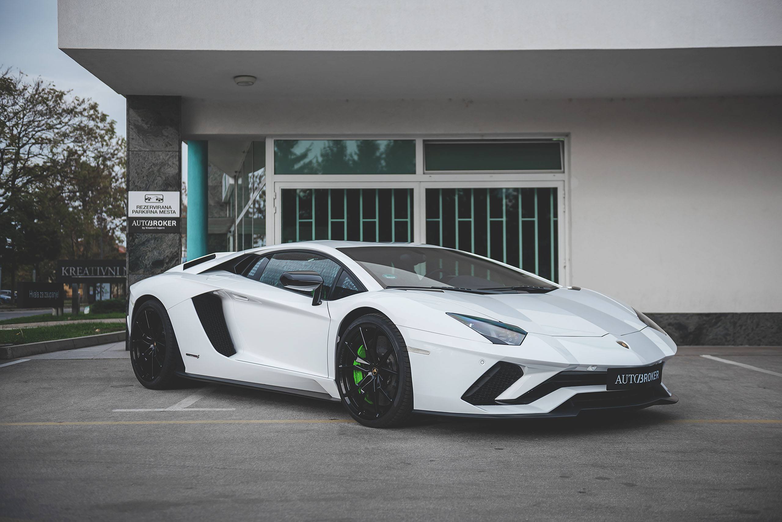 Lamborghini Aventador