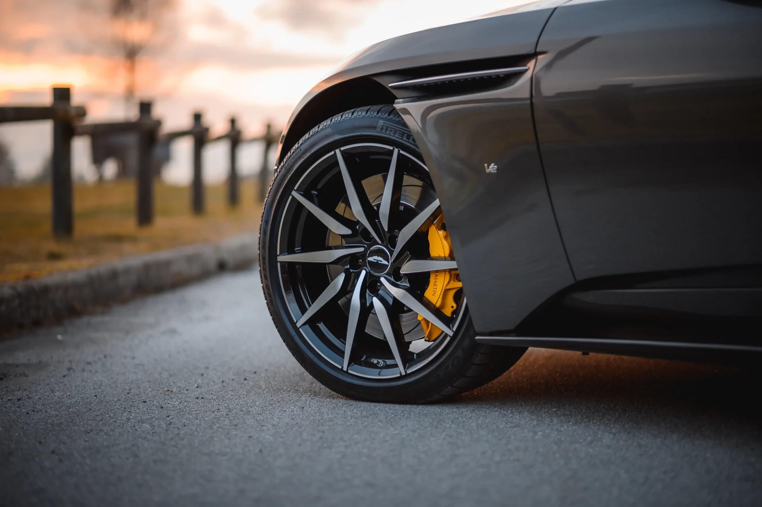 Aston Martin DB