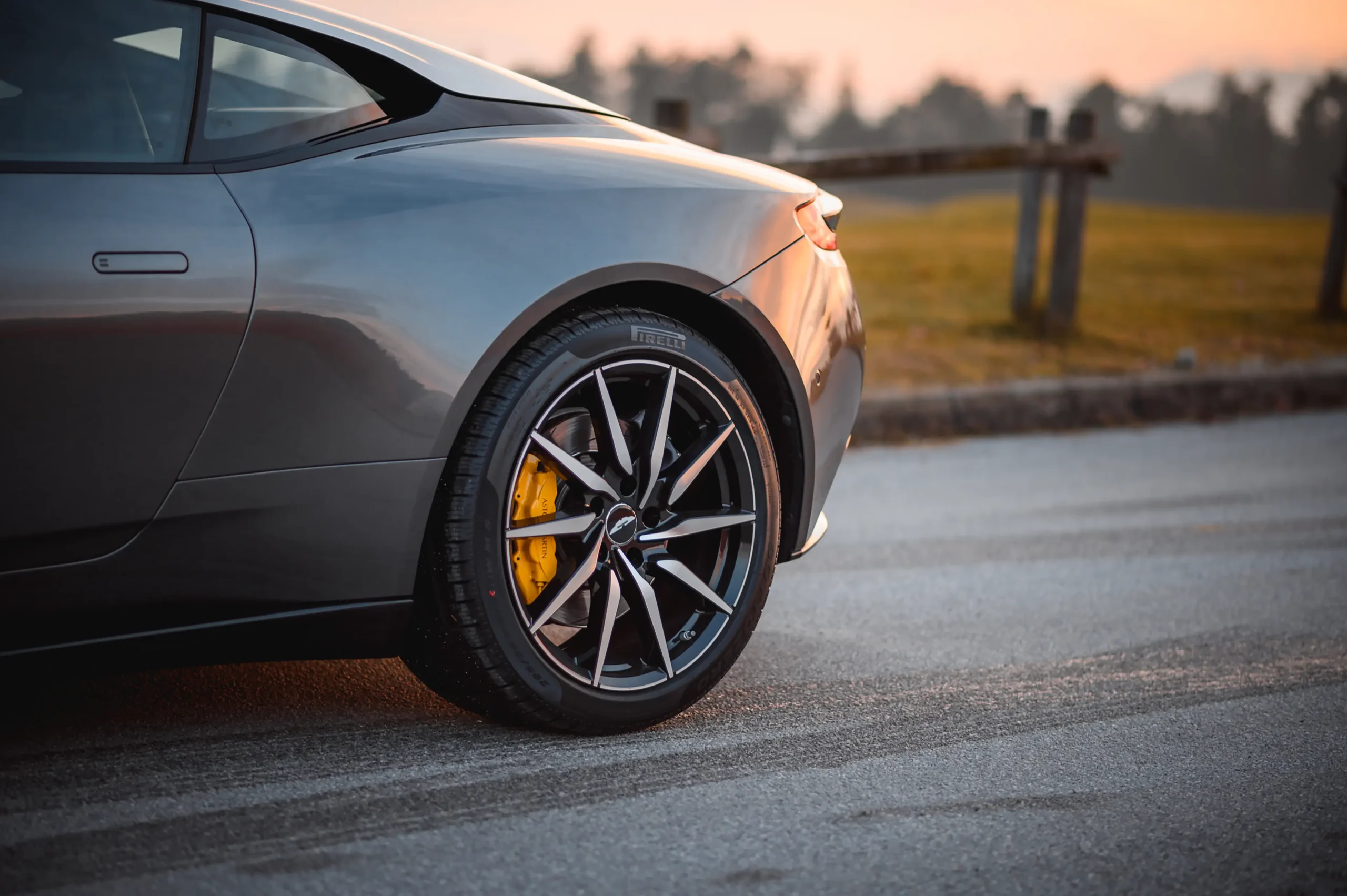 Aston Martin DB
