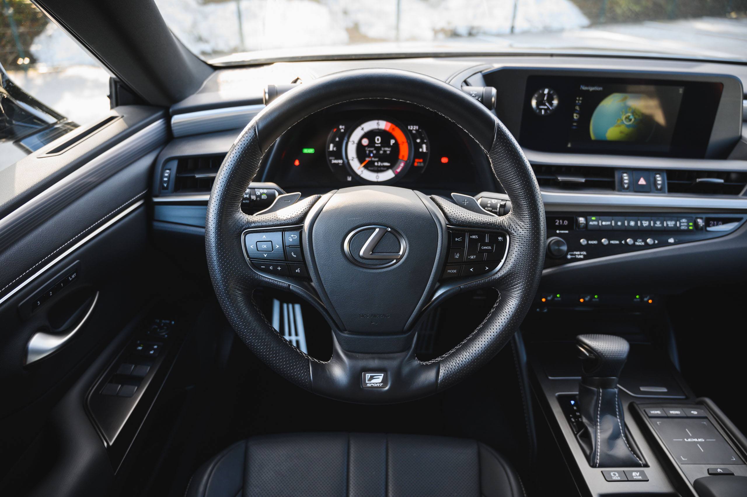 Lexus ES
