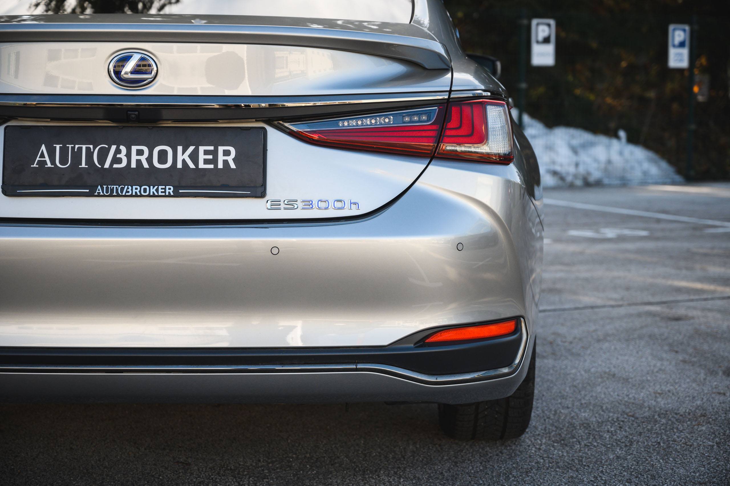 Lexus ES