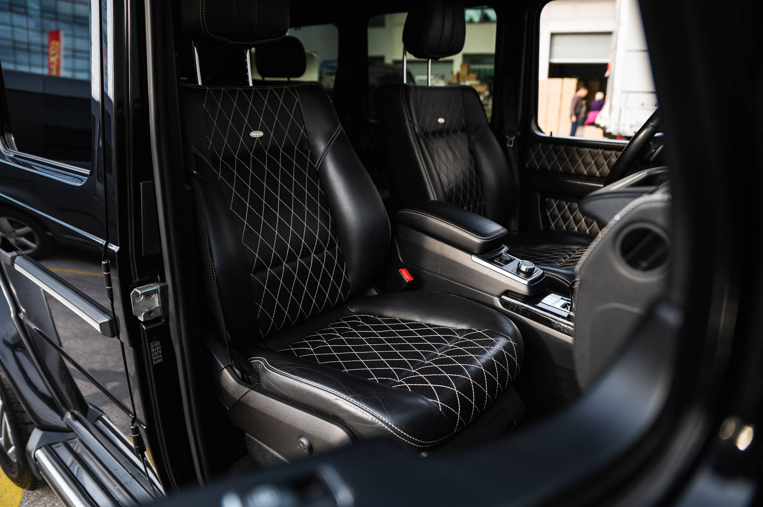 Mercedes-Benz G