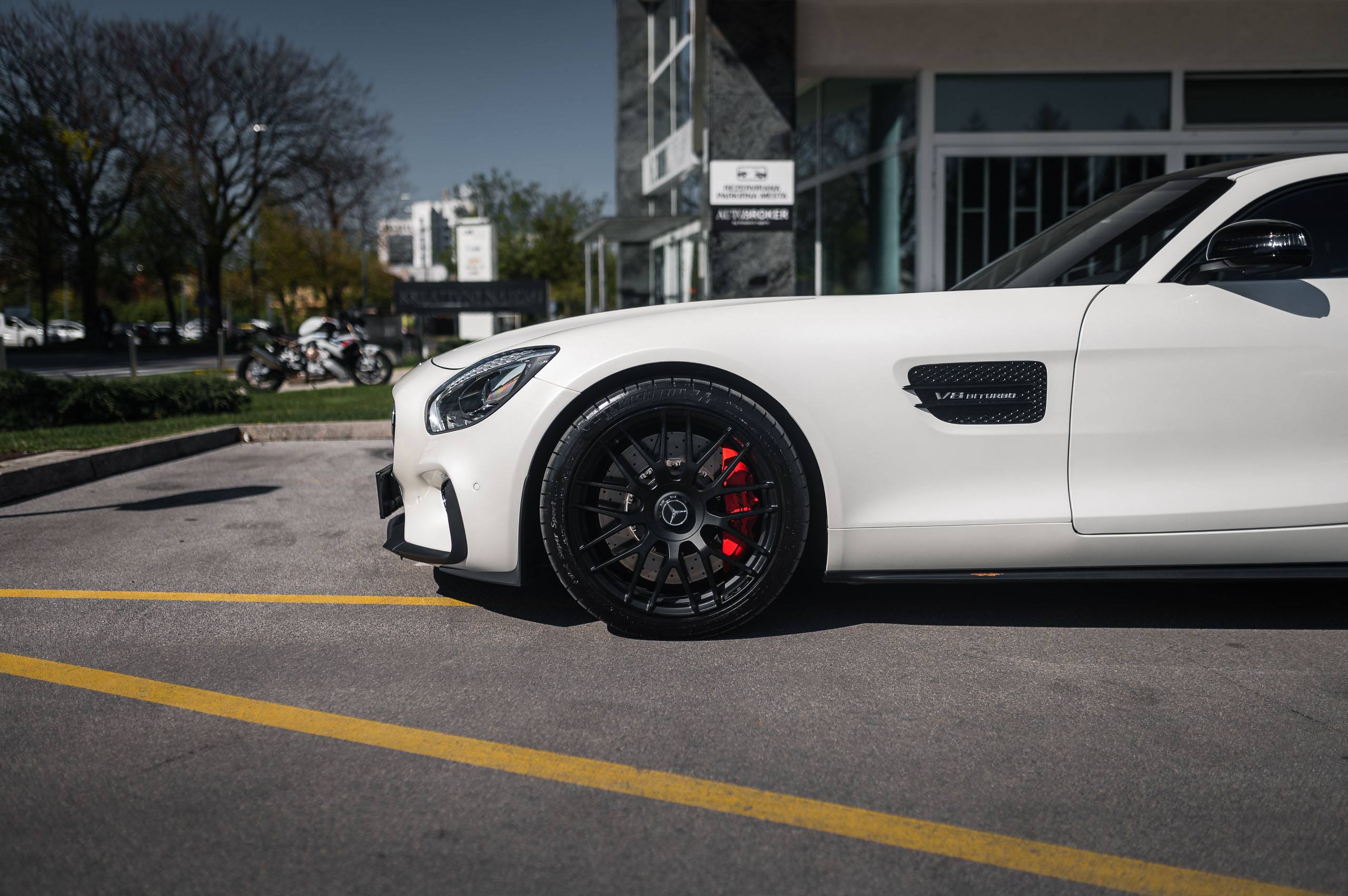Mercedes-Benz AMG GT