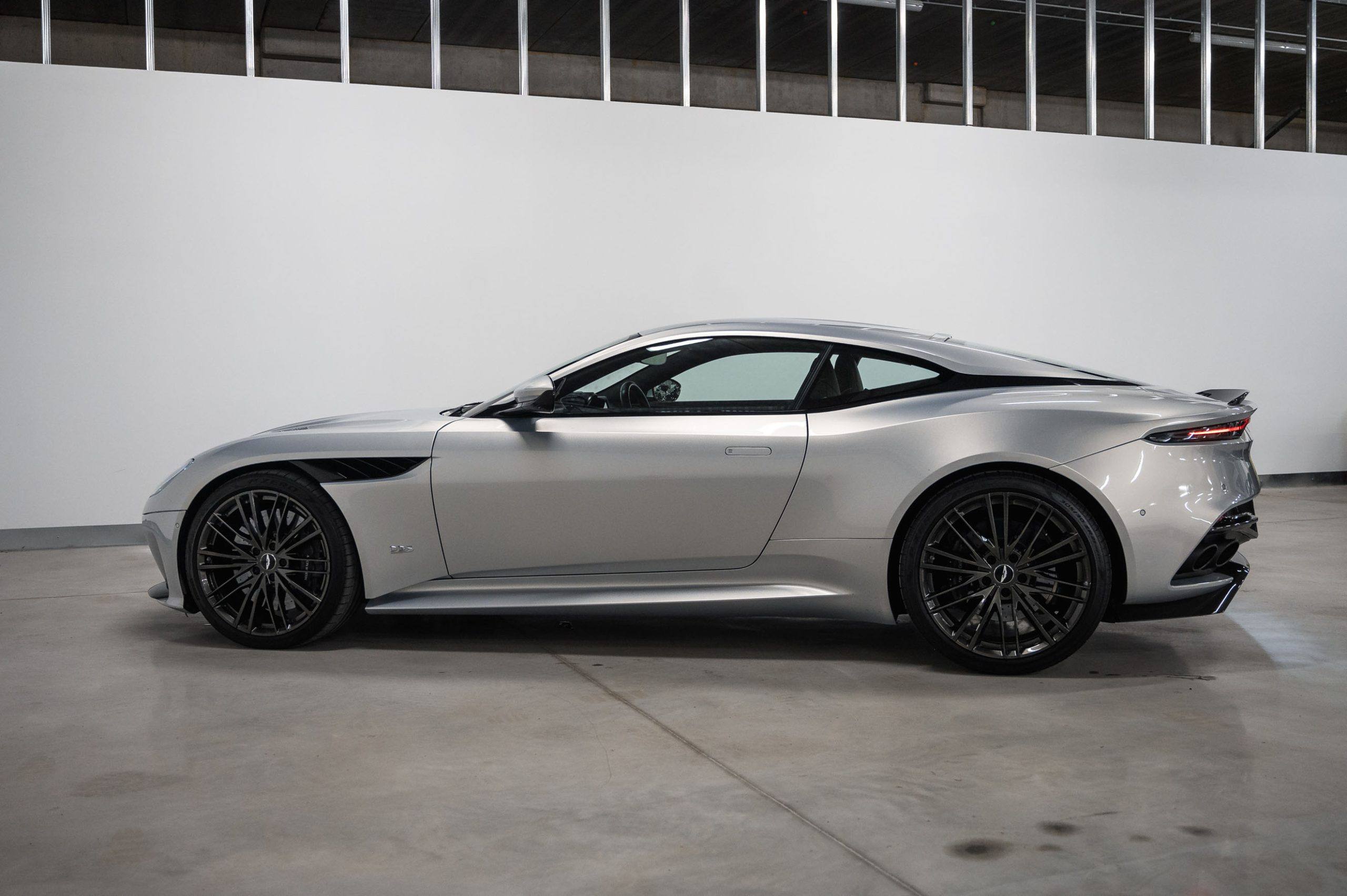 Aston Martin DBS Superleggera Coupe