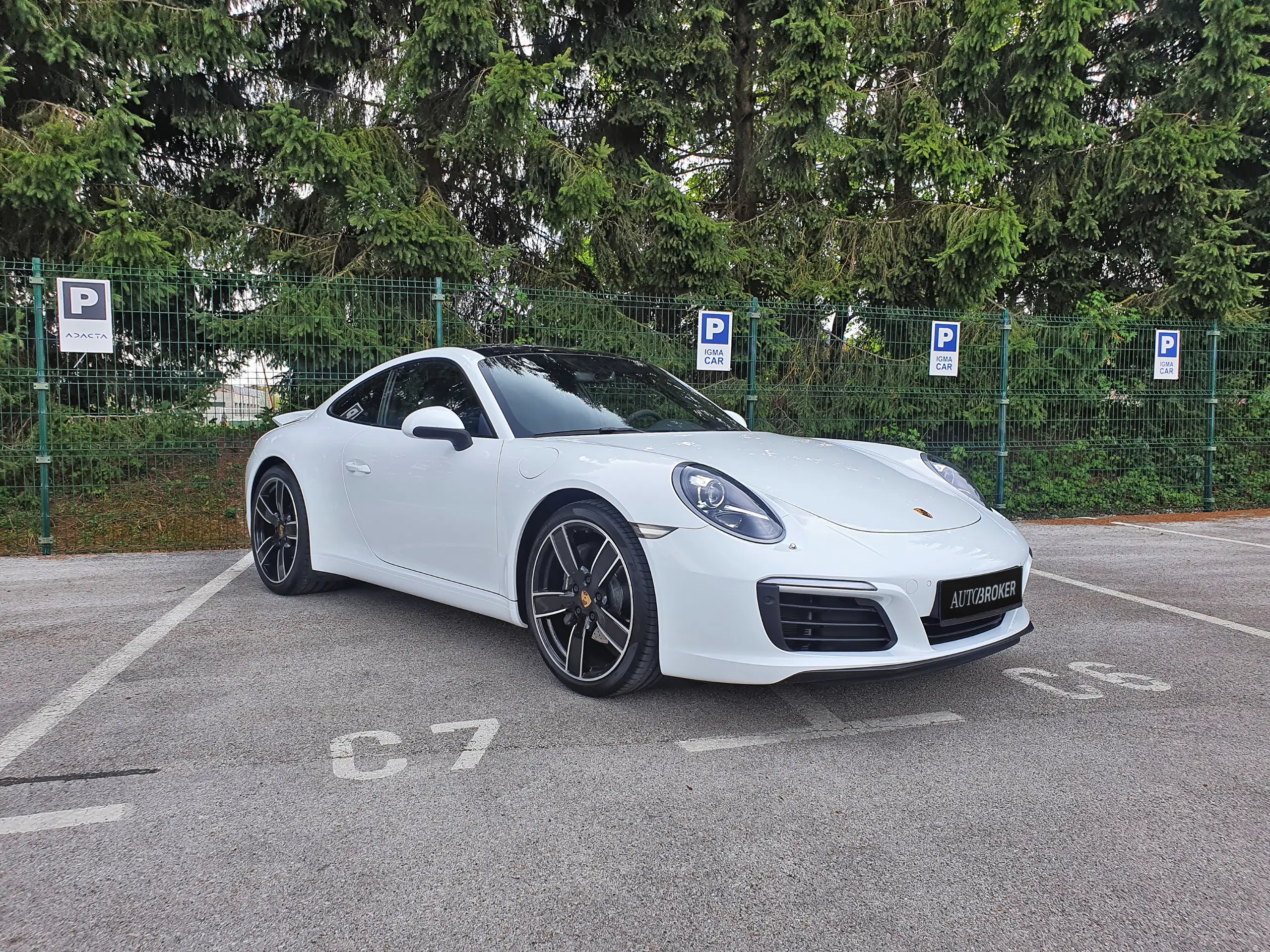 Porsche 911